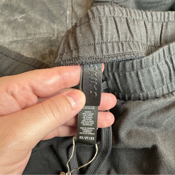 Skims Men's Jogger Pants NWT - Picture 4 of 10